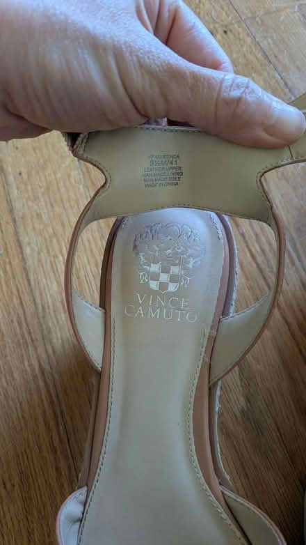 Photo of free Vince Camuto Beige Wedges (9.5M/41) (22308) #4