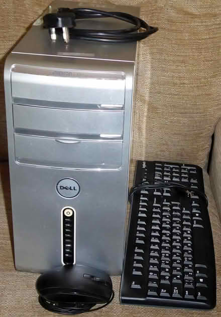 Photo of free Dell Inspiron pc, Windows 10 (West Bridgford NG2) #1