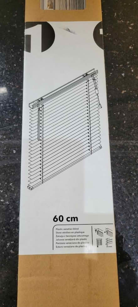 Photo of free Plastic venetian blind light grey (WA11) #1