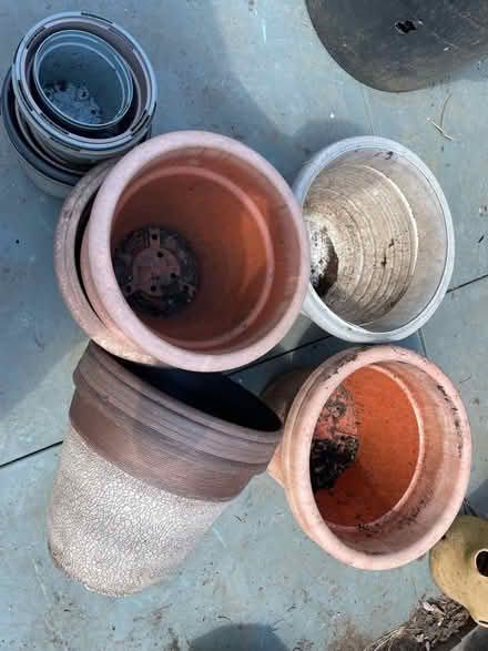 Photo of free Selection of large plastic pots (Matlock DE4) #1