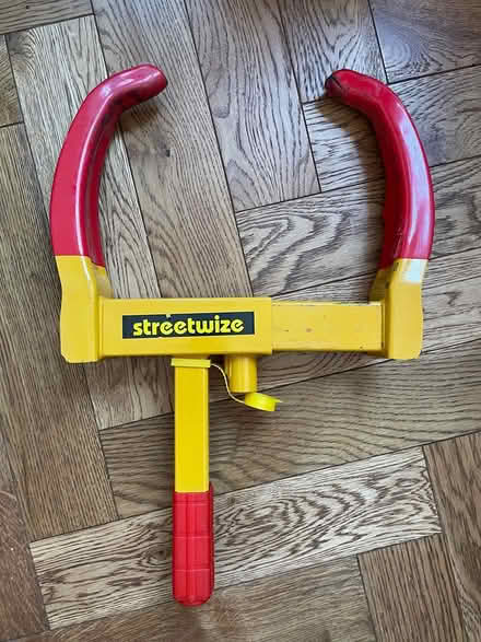 Photo of free Carclamp with no key (BS1) #1