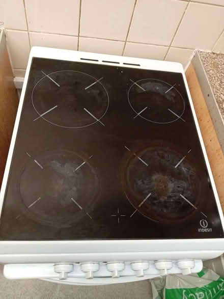 Photo of free Good condition electric cooker (Wilesdeen Green NW2) #1