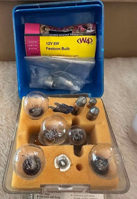 Photo of free Small light bulbs (Farlington PO6) #1