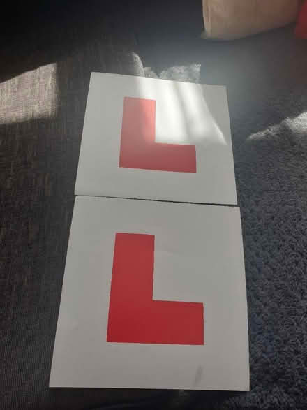 Photo of free 2 magnetic L plates (Ipswich IP1) #1