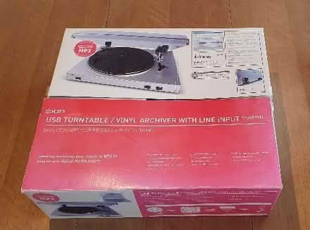 Photo of free ION Turntable (Wilton CA22) #2
