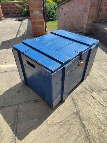 Photo of free Wooden chest (Scotches DE56) #1