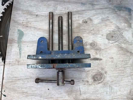 Photo of free Old 6” vice (CH62 bromborough) #3