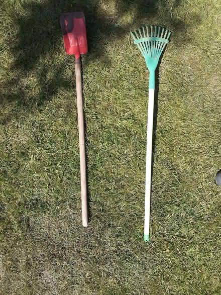 Photo of free Sandpit toys (CT2) #2