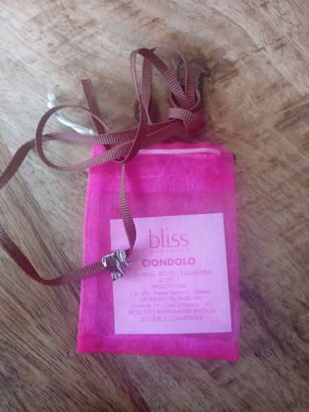 Photo of free Little elephant necklace (SW2) #1