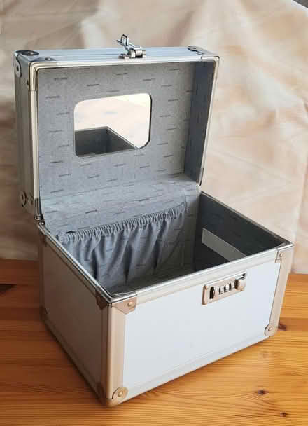 Photo of free Vanity / Sewing Box (Euxton PR7) #2