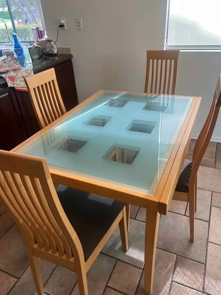Photo of free Kitchen Table (Agoura Hills) #1