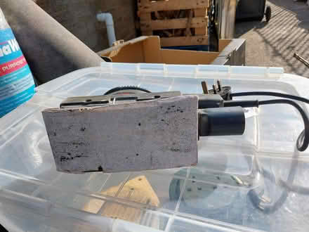 Photo of free Orbital sander (Kendal LA9) #2