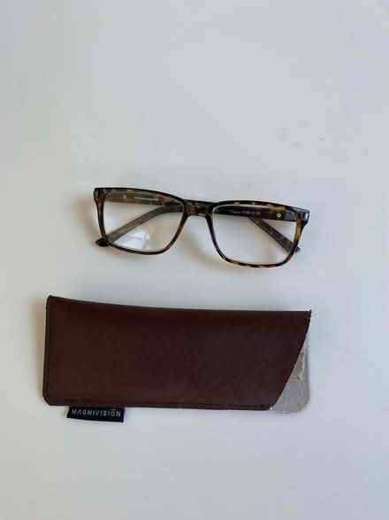 Photo of free Reading glasses +2 (Thames Ditton KT7) #1