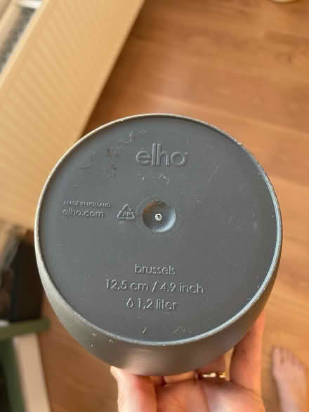 Photo of free Grey indoor plant pot (AB51) #2