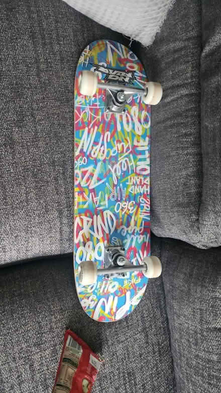 Photo of free Skateboard (Ham TW10) #2