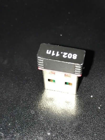 Photo of free WiFi dongle with USB. Plug ‘n’ Play (College Town GU47) #2