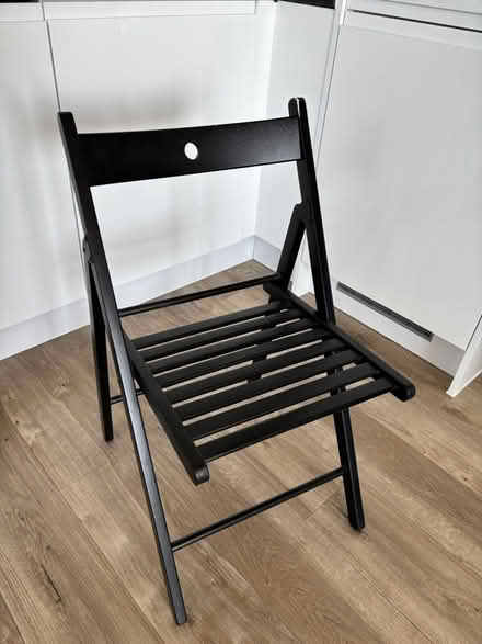 Photo of free Folding Chair (SE7, Charlton) #1