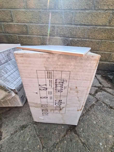 Photo of free White tiles (Baxenden BB5) #2