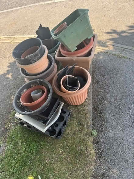 Photo of free Plant pots (Chellaston) #1