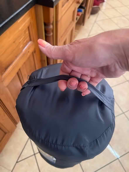 Photo of free Cosy sleeping bag (GU14) #2