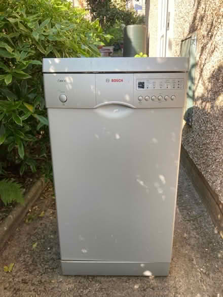 Photo of free Broken dishwasher (Ivybridge, Devon) #1