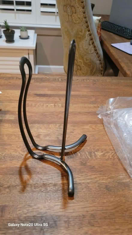 Photo of free Papertowel holder (Kensington) #1