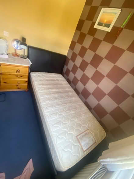 Photo of free Single Bed with mattress (Thornton Heath CR7) #1