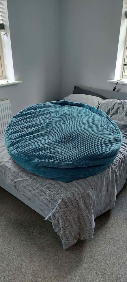 Photo of free Large Teal Bean Bag (Harlow Fields DE22) #1