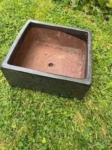 Photo of free Garden pot (Caldecott OX14) #1