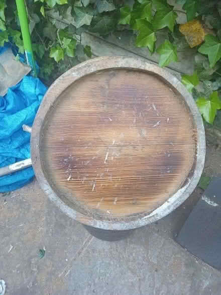 Photo of free Hoopers 1817 Round Wooden Wine / Champagne / Beer Stor Box. (Gidlow WN6) #3
