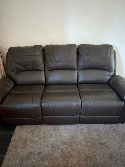 Photo of free 3 seats sofa recliner (Carlisle CA2) #1