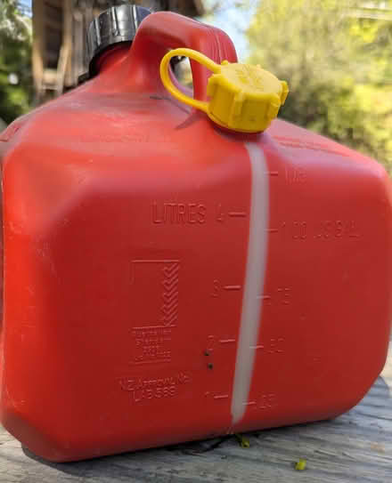 Photo of free Jerry can for gasoline (Westboro Village) #3