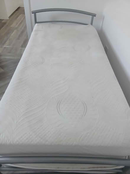 Photo of free Single bed (Eltham) #1