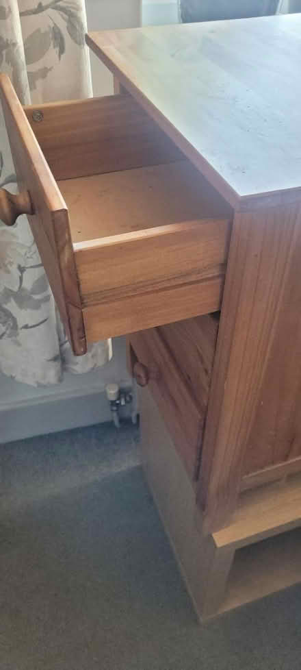 Photo of free Bedside table (PO108PS) #2