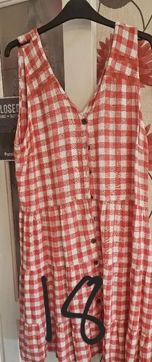 Photo of free Dresses (Malvern Link WR14) #2