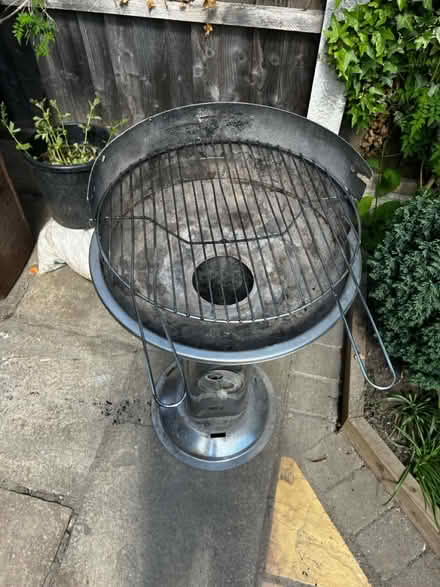 Photo of free Charcoal bbq (SK8 Gatley) #1