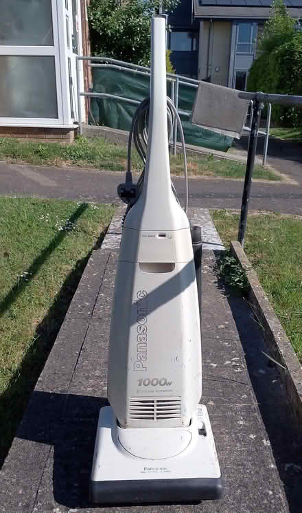 Photo of free Vacuum cleaner (Keynsham Memorial Park BS31) #1