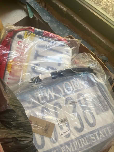 Photo of free Car boot, charity, the lot amount (Sy109la) #3