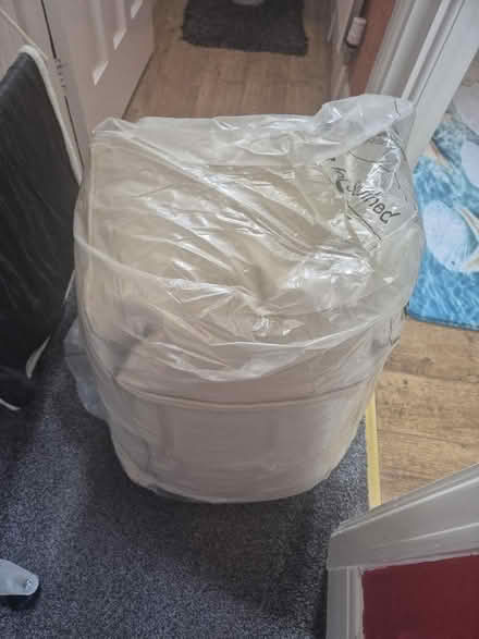 Photo of free Cream faux leather bean bag cube (Ss12te) #1