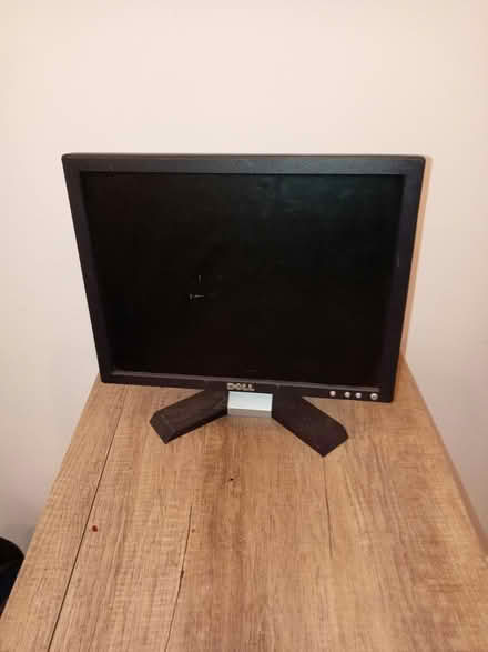 Photo of free Small Dell Monitor (Sw166hg) #1