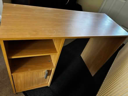 Photo of free Desk (Bognor Regis PO21) #1