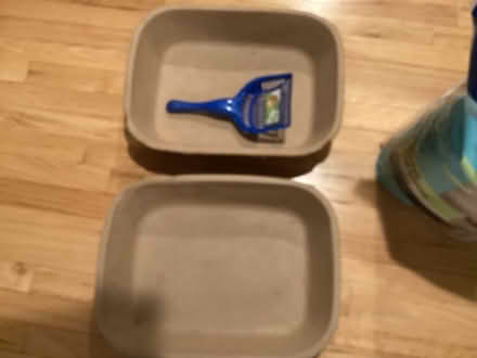 Photo of free Kitty Litter Supplies (Laurel Avenue/Takolusa Dr.) #2