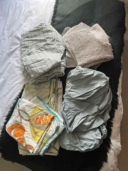 Photo of free Double bedding and bath mats (Moorfields) #1