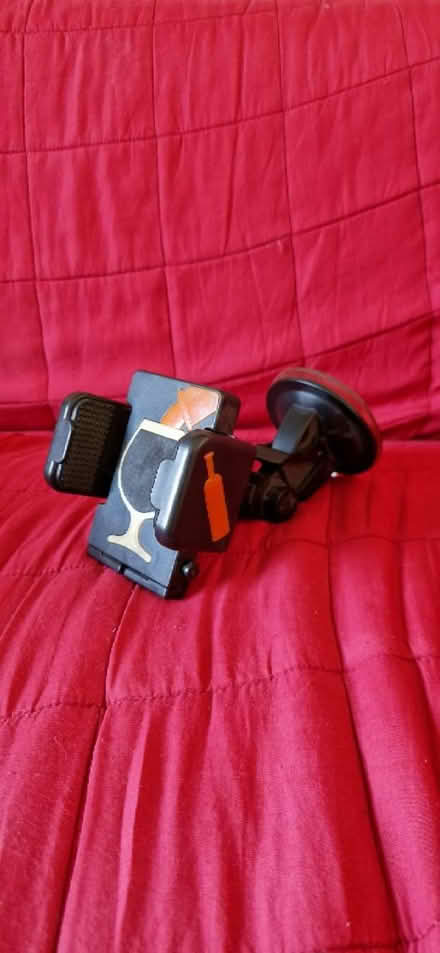 Photo of free Vehicle Phone Holder (GL12) #1
