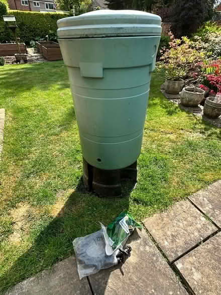Photo of free Water Butt, Base, Tap and Connector Kit (Duffield DE56) #2