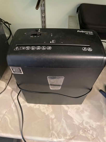Photo of free Shredder (PO228HT) #1