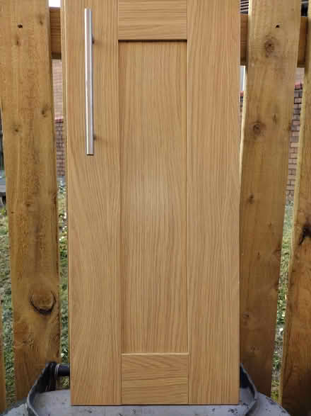 Photo of kitchen wall cupboards & base units (High Green S35) #1