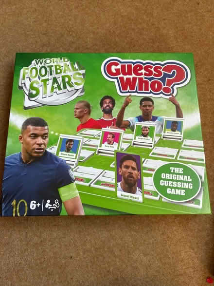 Photo of free World Football Stars Guess Who? (Highlands Village, N21) #1