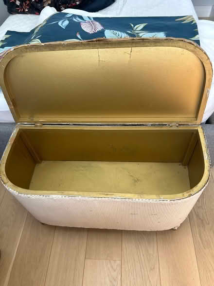 Photo of free 1947 ottoman (Fairfield Park) #2