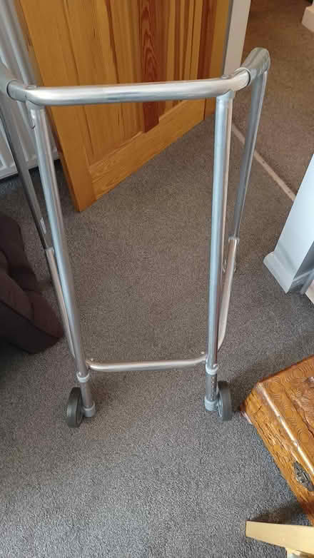 Photo of free Zimmer frame (CH5) #1